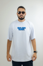 Camiseta Oversized Branca com Estampa Grafite Azul