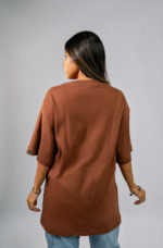 Camiseta Feminina Terracota Premium – Modelagem Oversized - Imagem 3